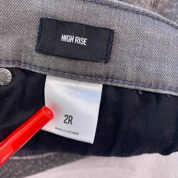 Express Super High Waisted Snakeskin Print Jeans - Picture 6 of 12